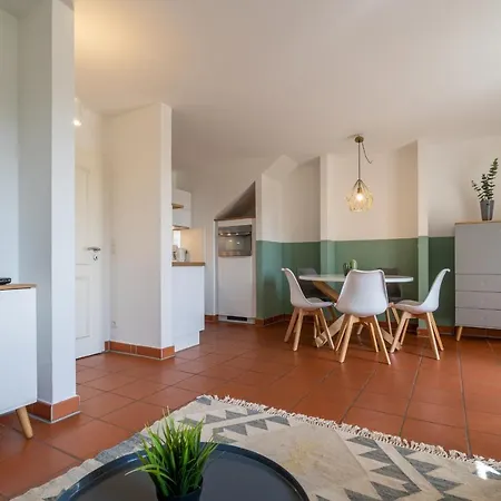 Rugana - Komfortplus Mit 1 Schlafzimmer Und Terrasse B02 Dranske