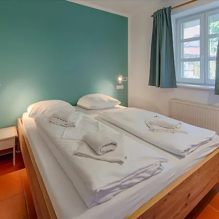 Rugana - Komfortplus Mit 1 Schlafzimmer Und Terrasse B02 Dranske